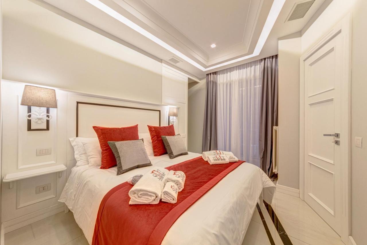 Ferienwohnung S&T Luxury House In Plebiscito Square Neapel Exterior foto
