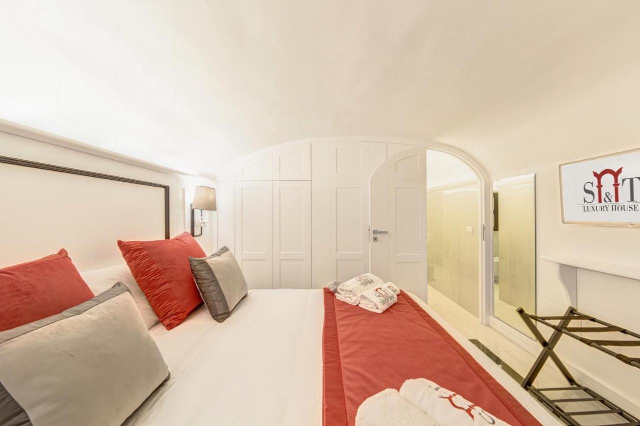 Ferienwohnung S&T Luxury House In Plebiscito Square Neapel Exterior foto