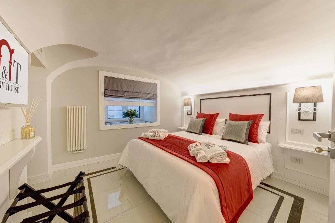 Ferienwohnung S&T Luxury House In Plebiscito Square Neapel Exterior foto